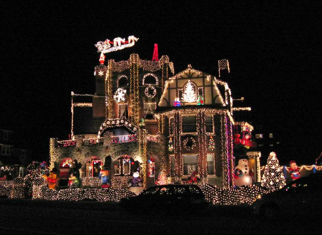 Christmas Lights Car Service House